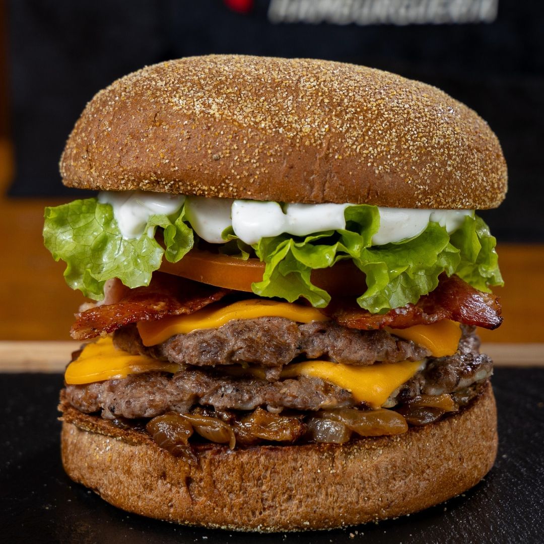 Hambúrguer Supremo Artesanal com maionese de bacon especial - Delivery de hambúrguer em Camboriú